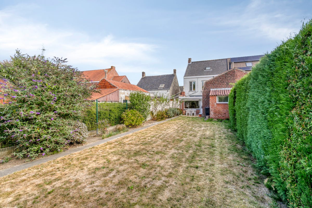 Karaktervol huis met zonnige tuin, 3 slaapkamers én garage met uitweg - foto 4