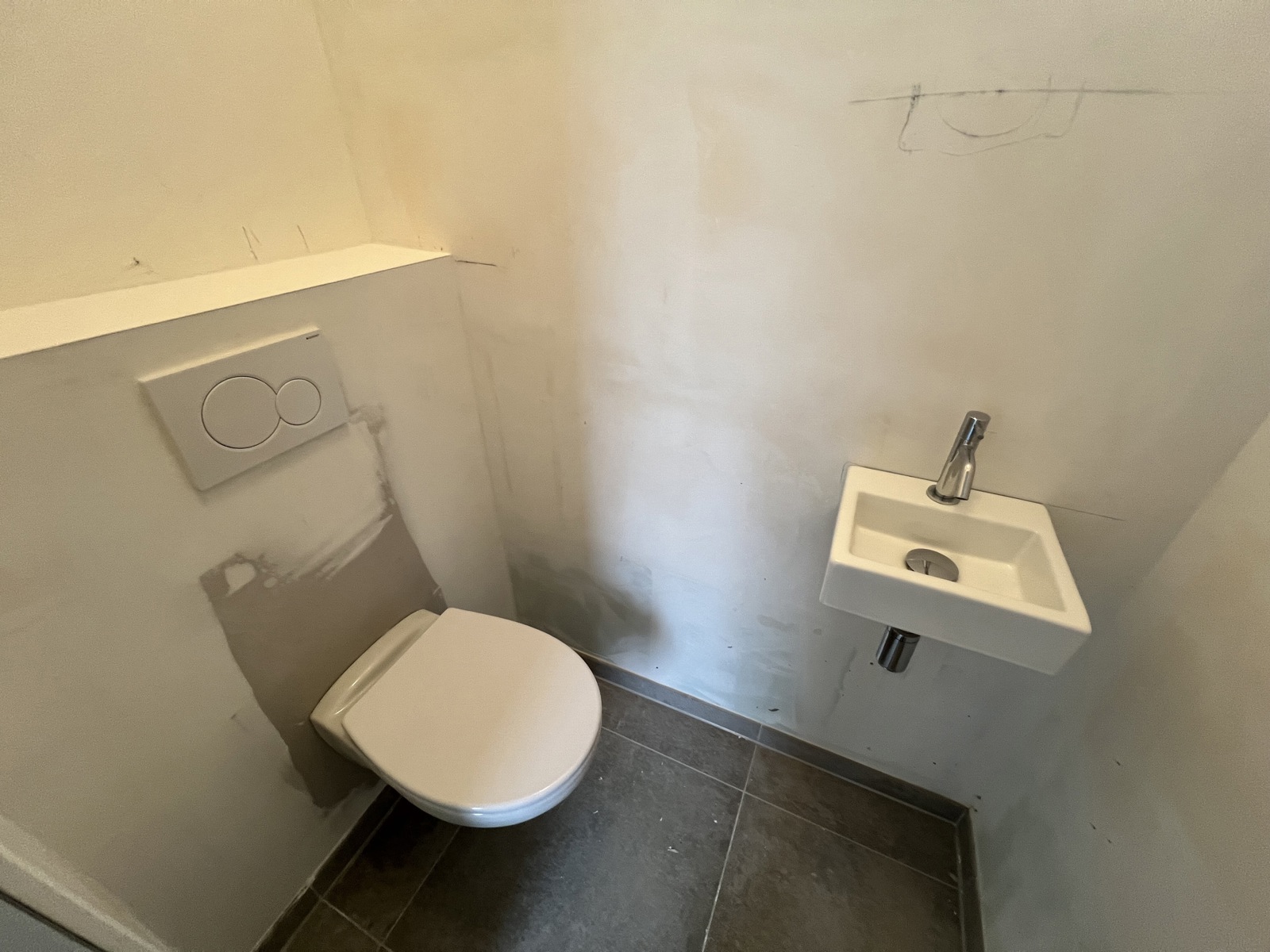 Nieuwbouw GLV app met 3 slpk - 2x terras - tuin - parking - foto 4