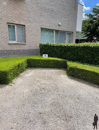 Buitenstaanplaats aan residentie 't Poortershof nabij het centrum van Hoogstraten.