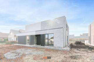 Deze nieuwbouwwoning biedt een sterke combinatie van moderne architectuur, comfort en hoog energie- en woontechnisch niveau in een goed...
