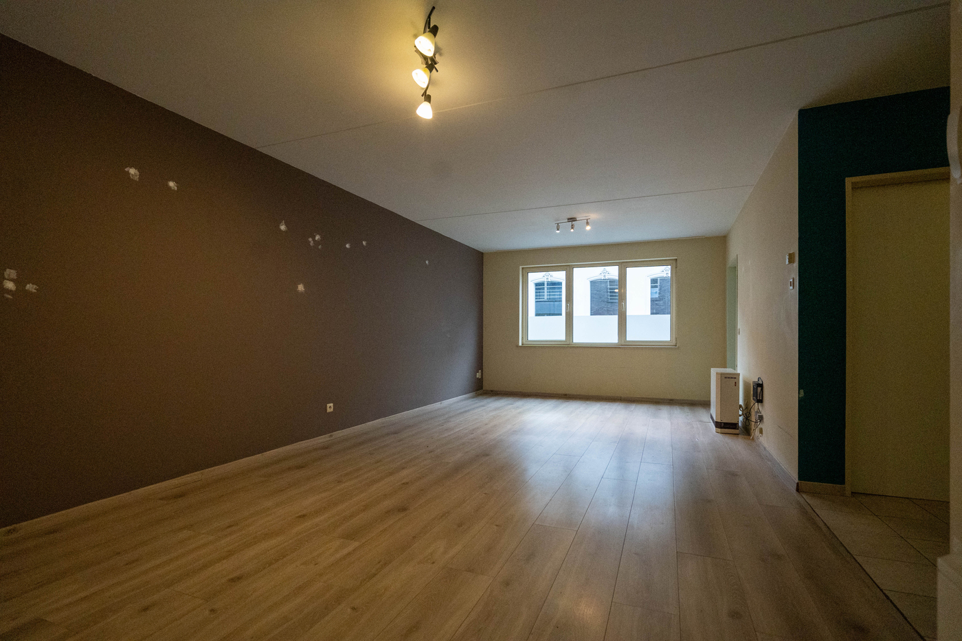 Centraal gelegen appartement met parkeerplaats - photo 2