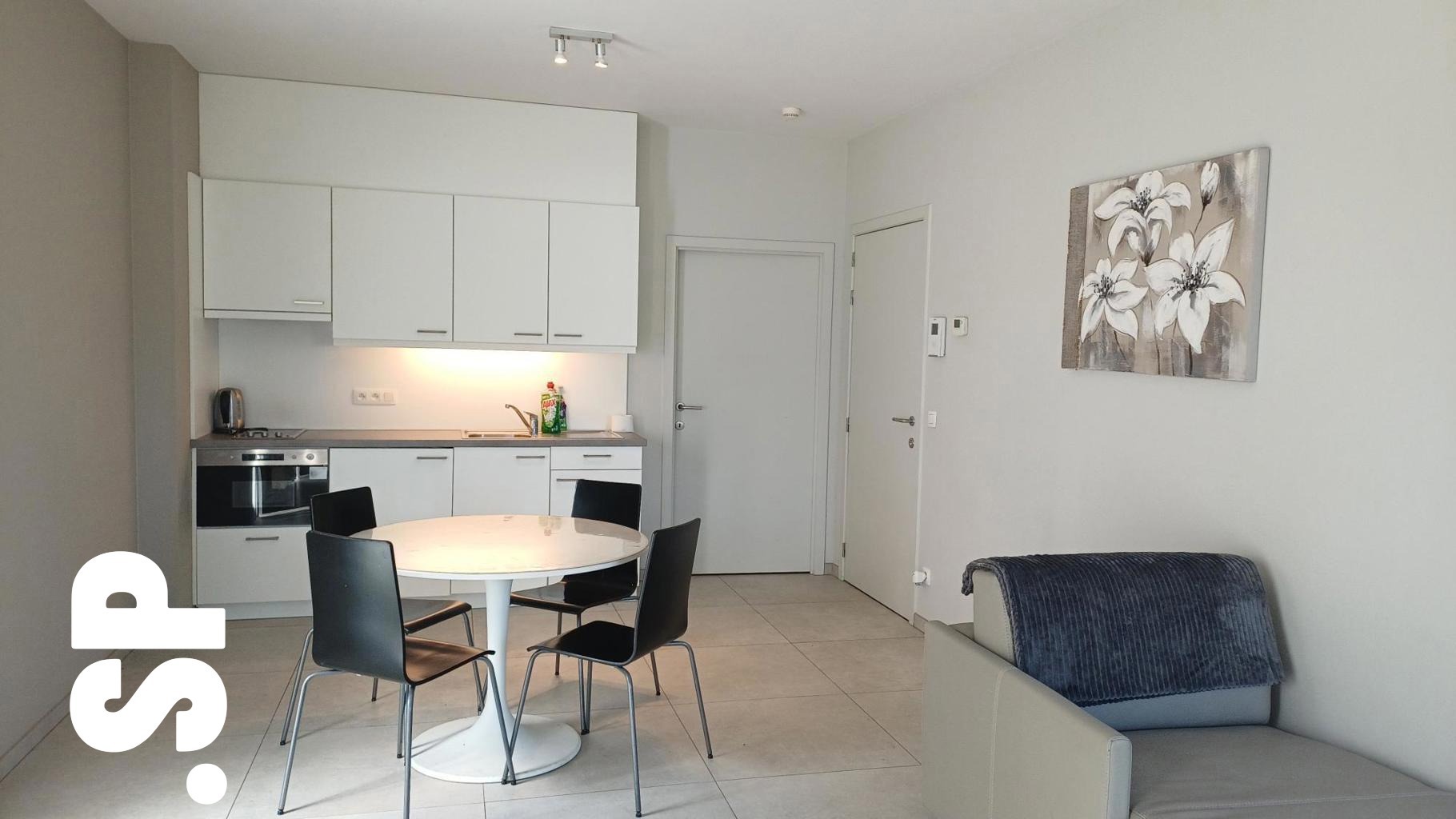 Centraal gelegen 1 slaapkamer appartement - foto 4