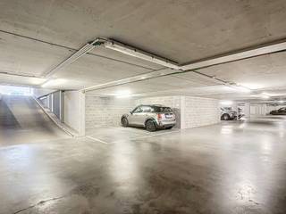 Voor meer info of een bezoek, bel 053 59 49 32 - Op zoek naar een veilige en makkelijk bereikbare parkeerplaats in Aalst? Deze...