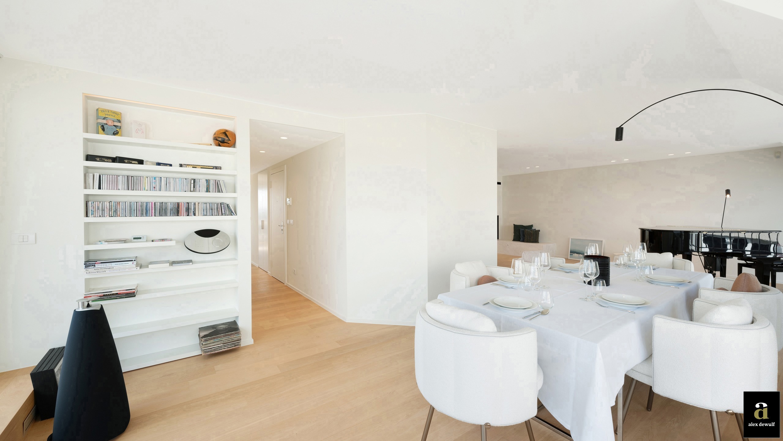 Sublieme zonnige penthouse met ruime terrassen en zijdelings zeezicht - foto 4