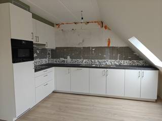 In het centrum van Houthalen ligt dit recent gerenoveerde appartement met 2 slaapkamers. Het appartement ligt op de derde verdieping en beschikt...