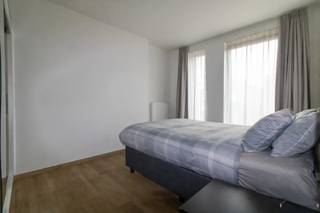 <p><span>Looking for a comfortable apartment in a quiet, rural location, with all your daily amenities within easy reach? Then this charming first-floor apartment at Stationssteenweg 28 in Kessel is definitely worth a visit!</span></p><p><span>The apartment combines a pleasant living environment with modern comforts and excellent energy efficiency. Thanks to its </span><span>EPC rating of A and low E-level of E18</span><span>, you’ll enjoy exceptionally energy-efficient living here without needing to plan any major renovations. The layout includes a bright living area, a practical kitchen, one bedroom, a bathroom, a storage room, a separate toilet, and a covered terrace. The apartment is move-in ready, making it an ideal home for singles, couples, or an attractive investment.</span></p><p><span>This apartment also scores exceptionally well in terms of comfort and amenities. The natural gas heating and Type D ventilation system contribute to a pleasant indoor climate. Additionally, the electrical system is up to code.</span></p><p><span>A major asset is the </span><span>underground parking space, accessible via a car elevator</span><span>. There is also a private basement storage unit, and bicycles can be safely stored in the communal bike storage area.</span></p><p><span>The location completes the picture. You’ll be living here in the rural town of Kessel, with shops, a supermarket, a bakery, cafés, and a school all nearby. Parking has also been taken care of: free public parking is available on the street.</span></p><p><span>Key features at a glance:</span></p><p><span>+ 1st-floor apartment with 1 bedroom<br />+ Move-in ready, well-maintained<br />+ Energy-efficient EPC label A, E-level E18<br />+ Natural gas heating<br />+ Type D ventilation system<br />+ Electrical system up to code<br />+ Underground parking space with car lift (included in price)<br />+ Private basement storage<br />+ Shared bicycle storage<br />+ Free public parking on the street<br />+ Rural location with shops and daily amenities nearby</span></p><p><span>An ideal opportunity for anyone looking for comfortable, energy-efficient, and practical living in a pleasant setting!</span></p><p><span>Interested? Nicki: 0496 02 35 68 - nf@janssenenjanssen.be</span></p>