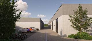 <p>Gevestigd aan de Antwerpsesteenweg 325 in Zwijndrecht bieden deze bedrijfsgebouwen een scala aan mogelijkheden voor ondernemers die op zoek zijn naar een nieuwe locatie. Het pand is eenvoudig te bereiken en vanwege de ligging thv de E-17 geniet u van uitstekende bereikbaarheid, wat essentieel is voor ieder bedrijf.<br /><br />Dit gebouw is een blanco canvas, klaar om ingevuld te worden met uw visie en ideeën. Perfect voor zowel startende als gevestigde ondernemingen die hun activiteiten willen uitbreiden of verfrissen.<br />Hoewel de exacte details over de indeling en de beschikbare ruimtes momenteel niet zijn ingevuld, biedt dit bedrijfsgebouw een unieke kans voor creativiteit en innovatie. De ruime opzet en het potentieel voor aanpassingen maken het een ideale keuze voor diverse bedrijfsactiviteiten. U heeft de vrijheid om het pand geheel naar eigen wens in te richten, wat het een aanlokkelijke optie maakt voor iedereen die zijn bedrijf naar een hoger niveau wil tillen. Laat deze kans niet aan je voorbijgaan en ontdek alle mogelijkheden die dit gebouw te bieden heeft.<br /><br />Nieuwbouw KMO-project te Zwijndrecht<br />Ontdek de nieuwbouw KMO-units in Bedrijvenpark SCHEIBEEK, een modern bedrijvenpark met 29 hoogwaardige bedrijfsunits in Zwijndrecht. De casco-units zijn ontworpen met oog voor duurzaamheid, energieprestaties en flexibiliteit, zodat u uw bedrijfsruimte volledig kunt afwerken volgens de noden van uw onderneming. Dankzij de kwalitatieve bouwmaterialen, uitstekende isolatie en doordachte architectuur bent u verzekerd van een toekomstgerichte investering. Elke unit beschikt over een geïsoleerde sectionale poort, een gepolierde én geïsoleerde betonvloer, aluminium schrijnwerk en alle noodzakelijke nutsvoorzieningen. De gebouwen zijn voorbereid op moderne technieken zoals zonnepanelen, laadinfrastructuur.<br /><br />Kenmerken units: <br />Volledig geïsoleerd en onder EPB gebouwd<br />Vrije hoogte 5,7 meter, brandklasse C<br />1 sectionale poort met aparte toegangsdeur + rookluik<br />Mogelijkheid tot zonnepanelen<br />Gepolierde alsook geïsoleerde betonvloer max. permanente belasting 1.5T/m²<br />Vlakheidsklasse III<br />Septische put en hemelwaterput <br />Prijzen zijn exclusief kosten (nutsvoorzieningen, basisakte,...) en parkeerplaatsen <br />Ontwikkeling door INTRABOUW BV, oplevering gepland eind 2027</p>