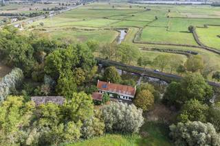 Ontdek deze uitzonderlijke woning, gelegen naast het historische Fort de Knocke en omgeven door een rijk verleden en een adembenemend...