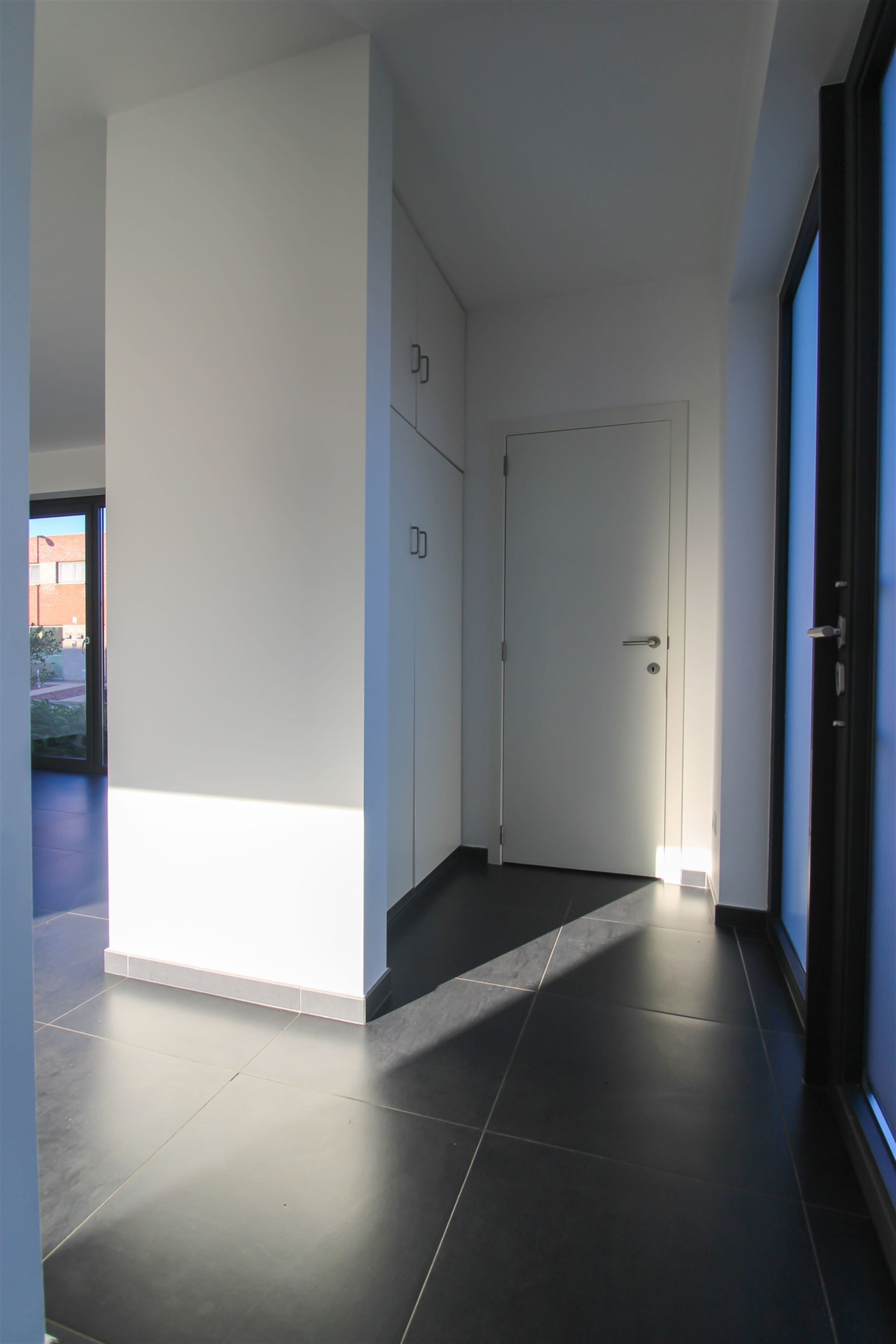 House for sale in Maasmechelen with 3 bedrooms - photo 2
