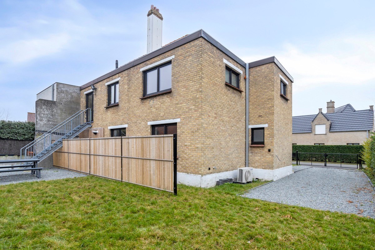 VOLLEDIG GERENOVEERD HUIS OPGESPLITST IN 2 PRACHTIGE APPARTEMENTEN - foto 5