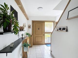 In een rustige wijk, op slechts enkele minuten van het centrum van Ninove, bevindt zich deze aangename halfopen bebouwing met vier slaapkamers,...