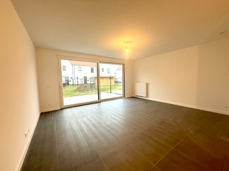 Ruime nieuwbouwwoning met 3 slaapkamers, tuin en carport - foto 3