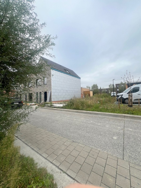 BOUWGROND VOOR HALF OPEN BEBOUWING  LEUKE RUSTIGE LIGGING - foto 1