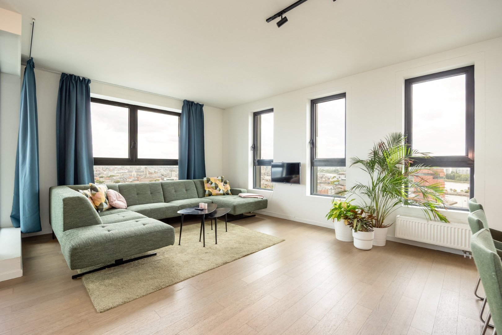 Stijlvol appt. met terras in de 'London Tower' op 't Eilandje! - foto 3