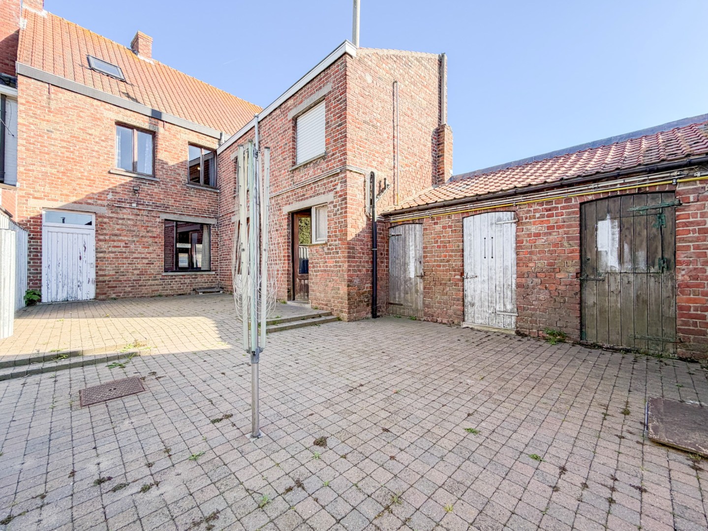 House for sale in Ichtegem with 4 bedrooms - photo 3