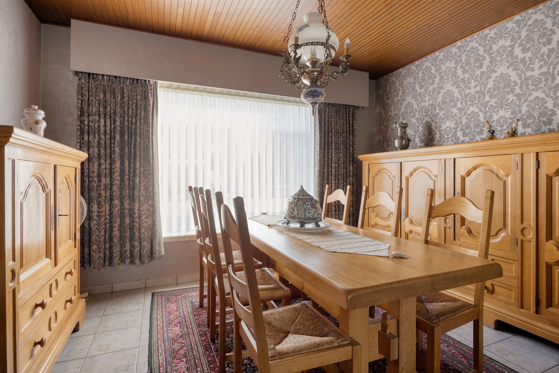 Woning met mooie tuin, 3 slaapkamers en garage gelegen in rustige woonwijk - foto 5