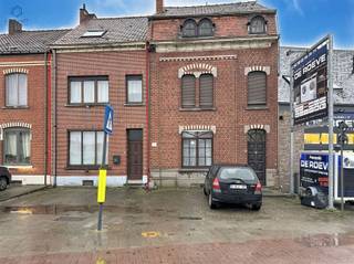 Charmante woning met 3 slaapkamers en gezellige stadstuin op wandelafstand van het centrum van GeraardsbergenOp slechts een steenworp van het...