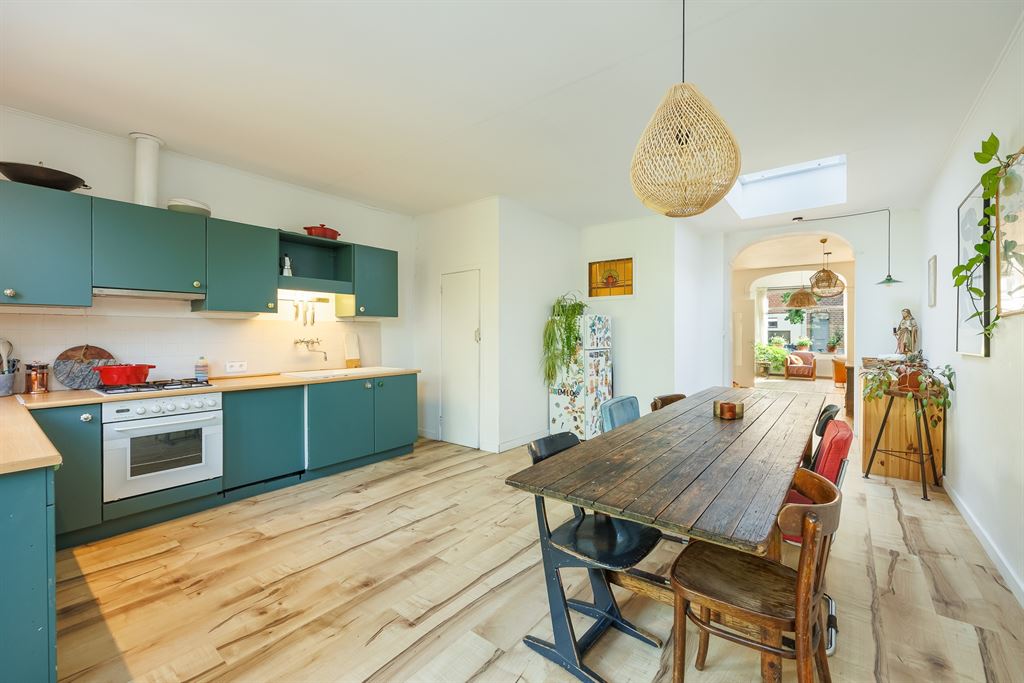 Charmante woning met prachtige tuin - foto 5