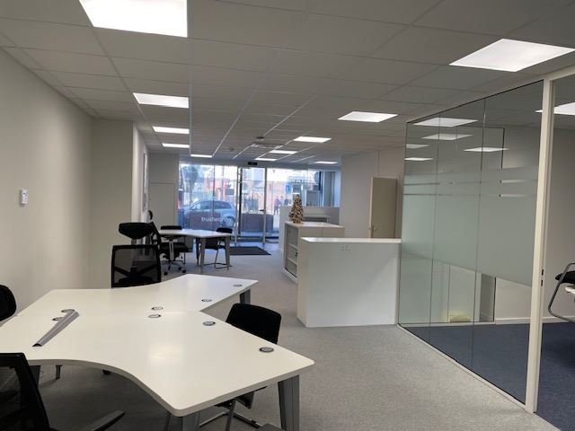 Commercial for rent in Geel - photo 3