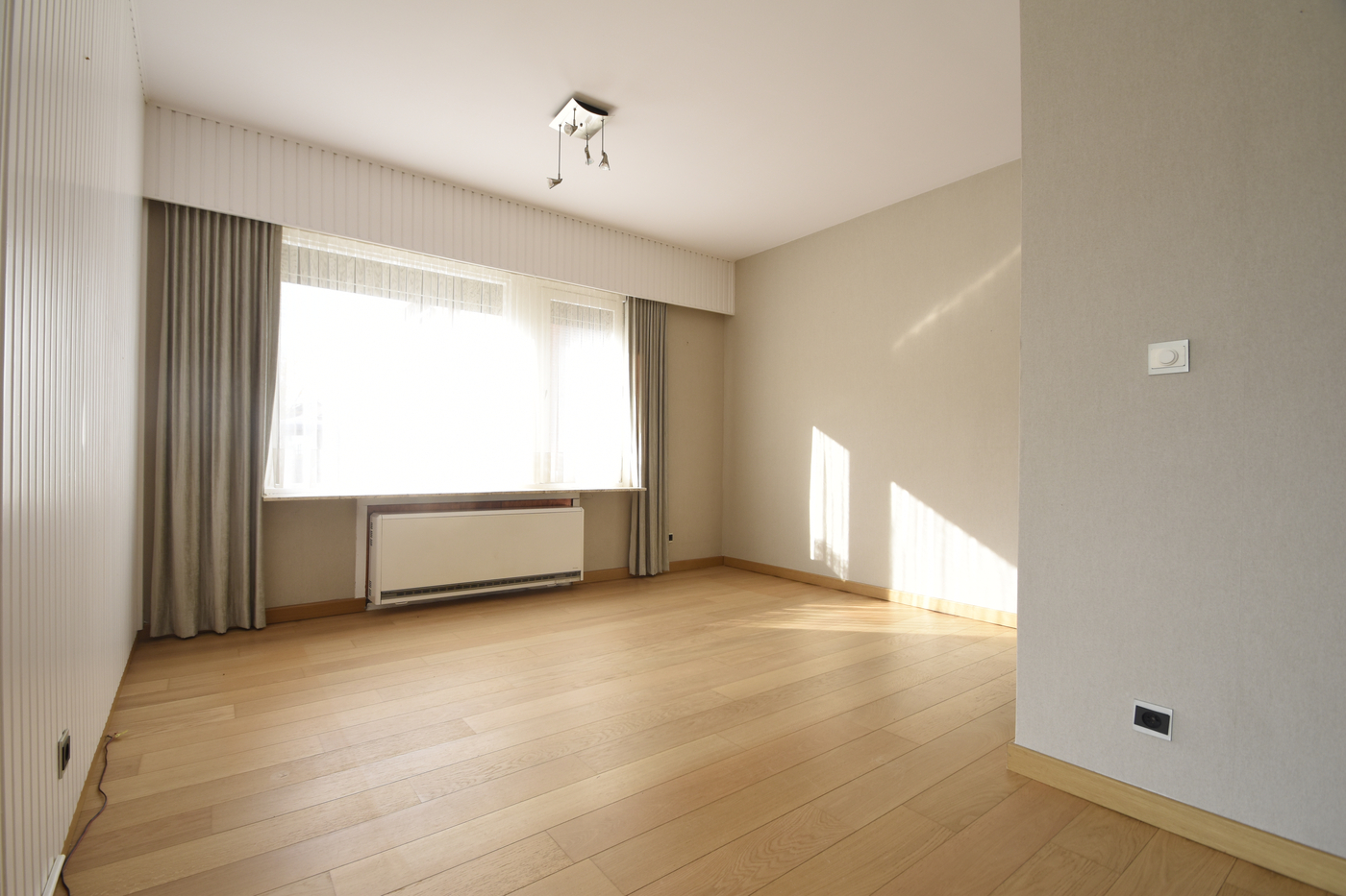 Gezinswoning met tuin en garage in rustige buurt - foto 5