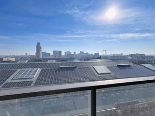 Tour & Taxis - Appartement 1 slaapkamer te huur met ruim overdekt terras (12m²) gelegen naast de nieuwe hotspot 'Gare Maritime'. De centrale...