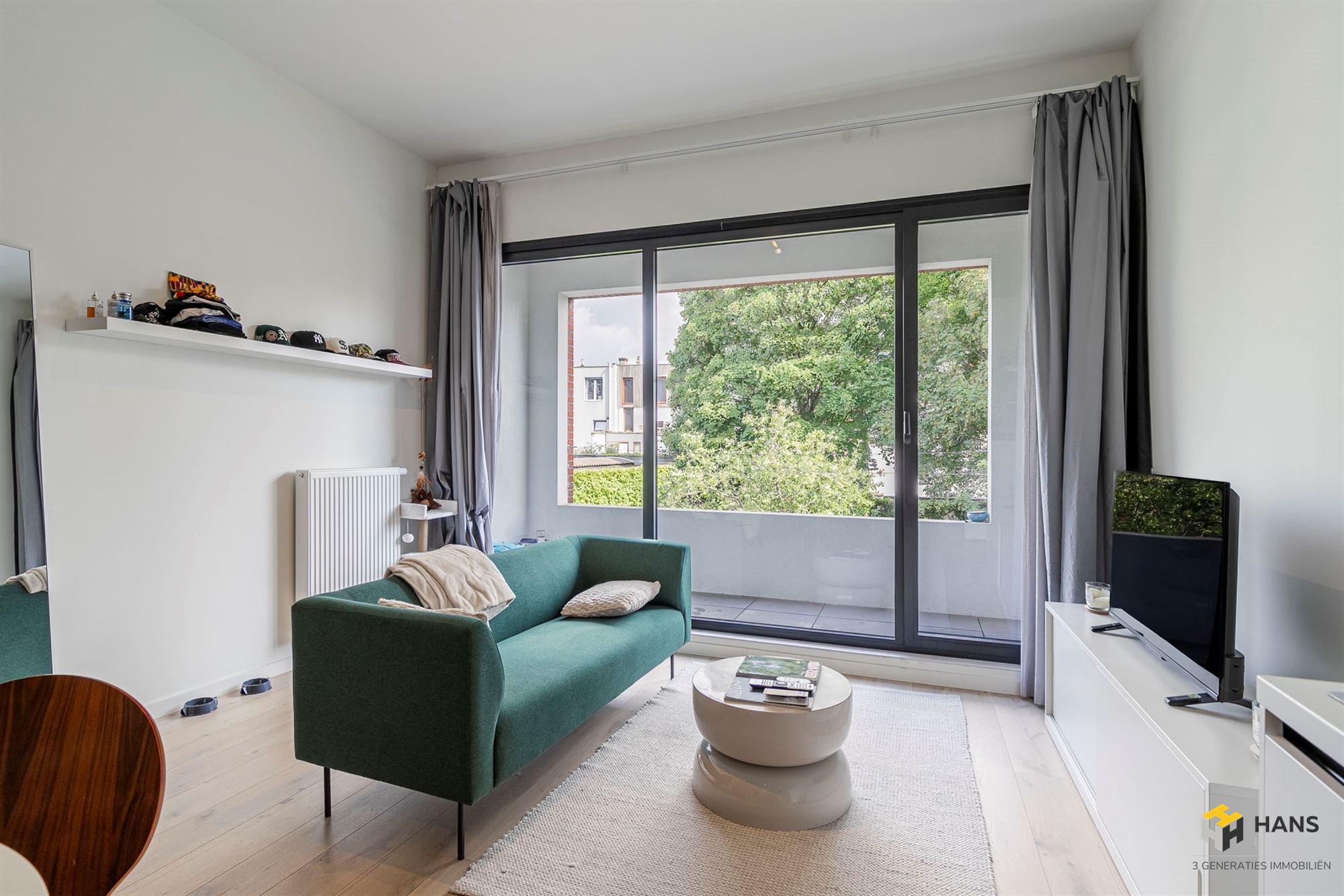 Gerenoveerde studio (43 m²) met terras (4 m²) in Antwerpen (2060). - foto 1