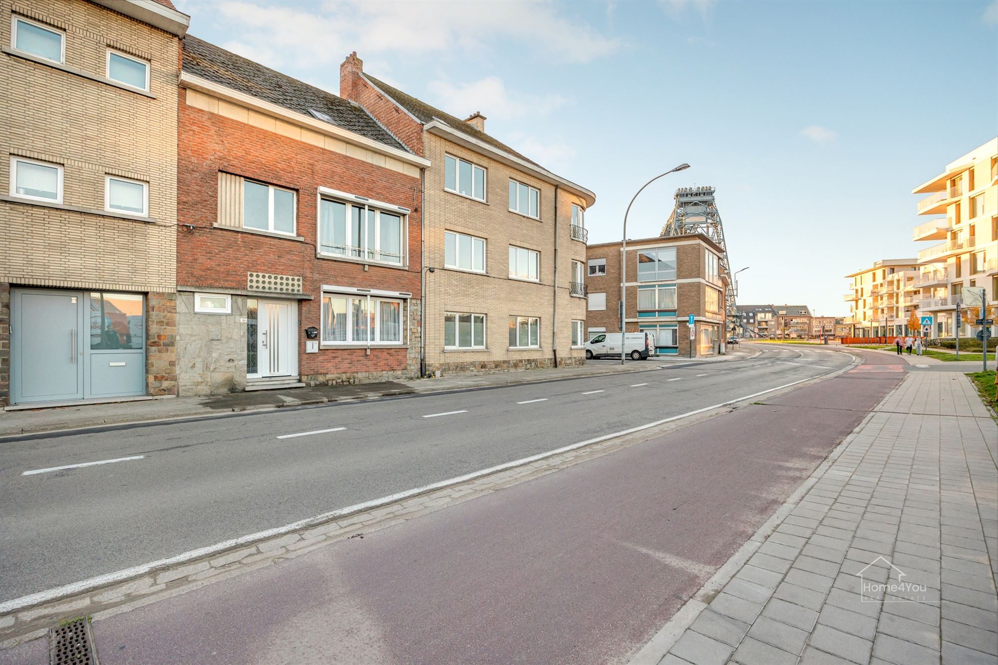 House - photo 2