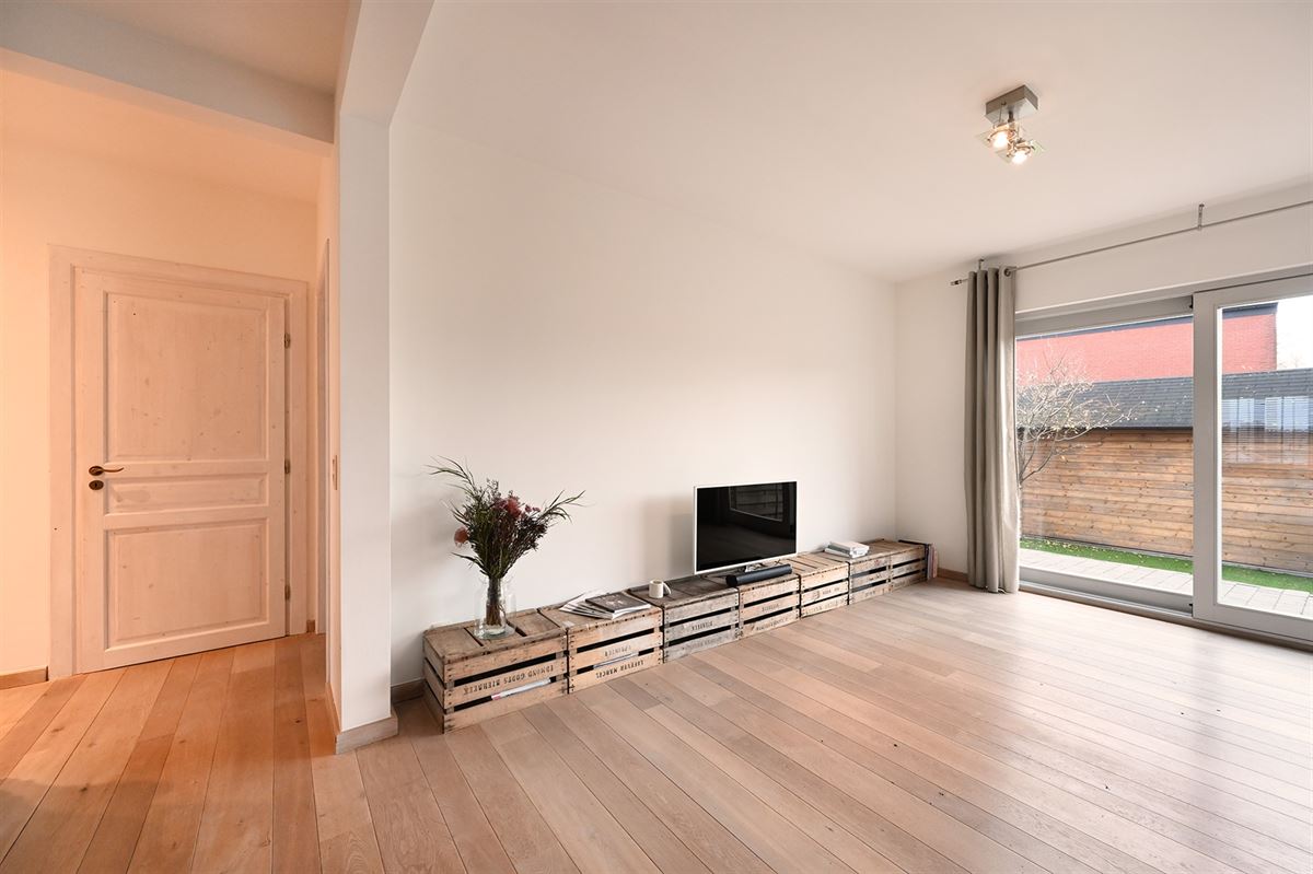 Opbrengsteigendom - tweewoonst of praktijkwoning met kwaliteitsvolle afwerking - foto 3