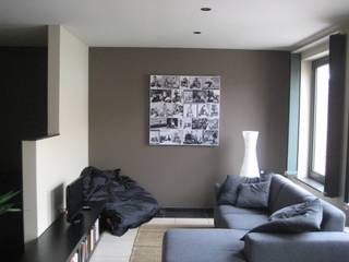 Mooi en moderne studio, geschilderd in lichte tinten. Gelegen in een rustig gebouw in een zijstraat van de Stationsstraat.De studio bestaat uit een...