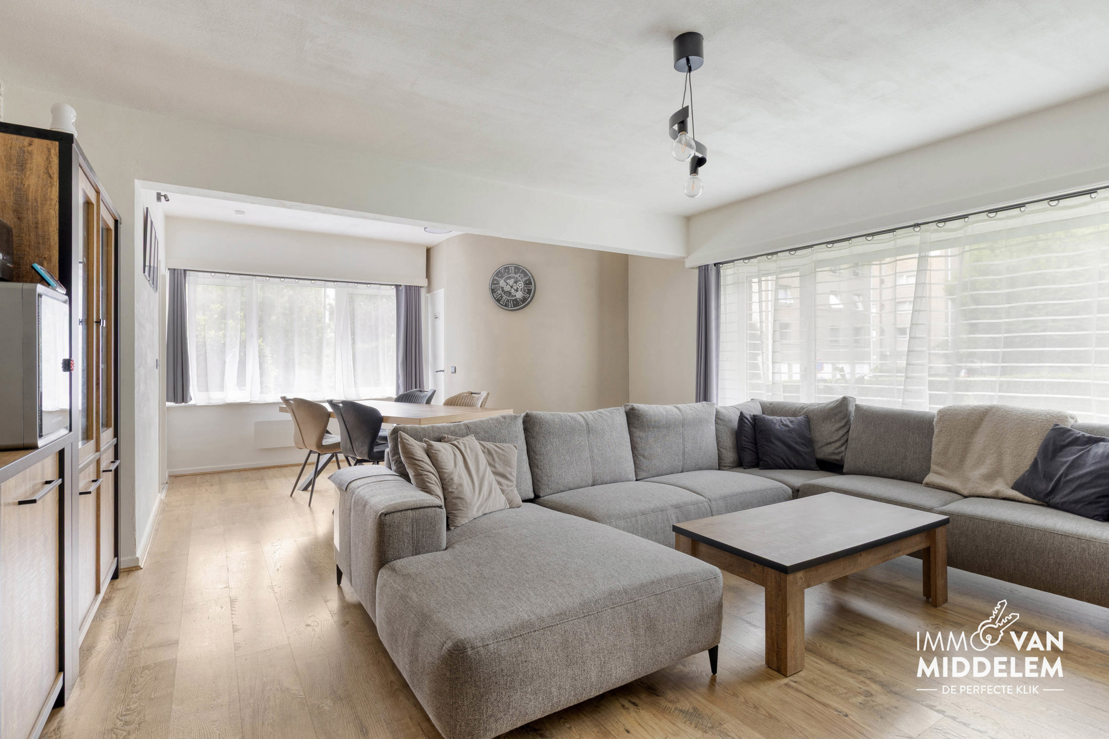 GELIJKVLOERS APPARTEMENT MET 2 KAMERS, TUIN EN GARAGE - foto 4
