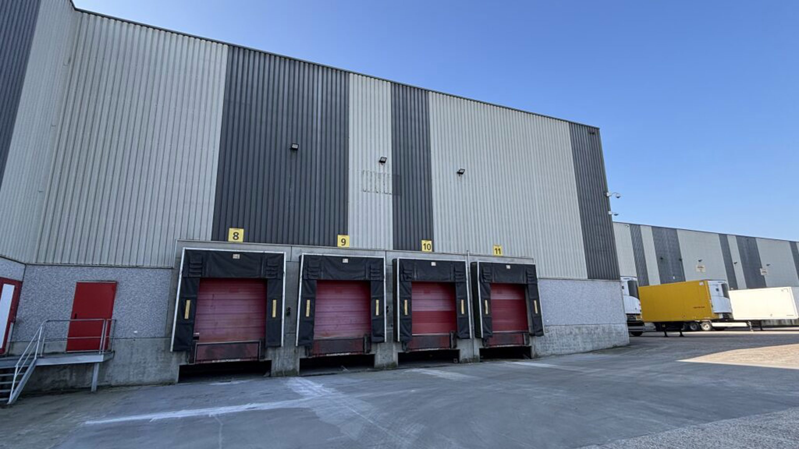 Duurzaam en functioneel magazijn met moderne faciliteiten - foto 2