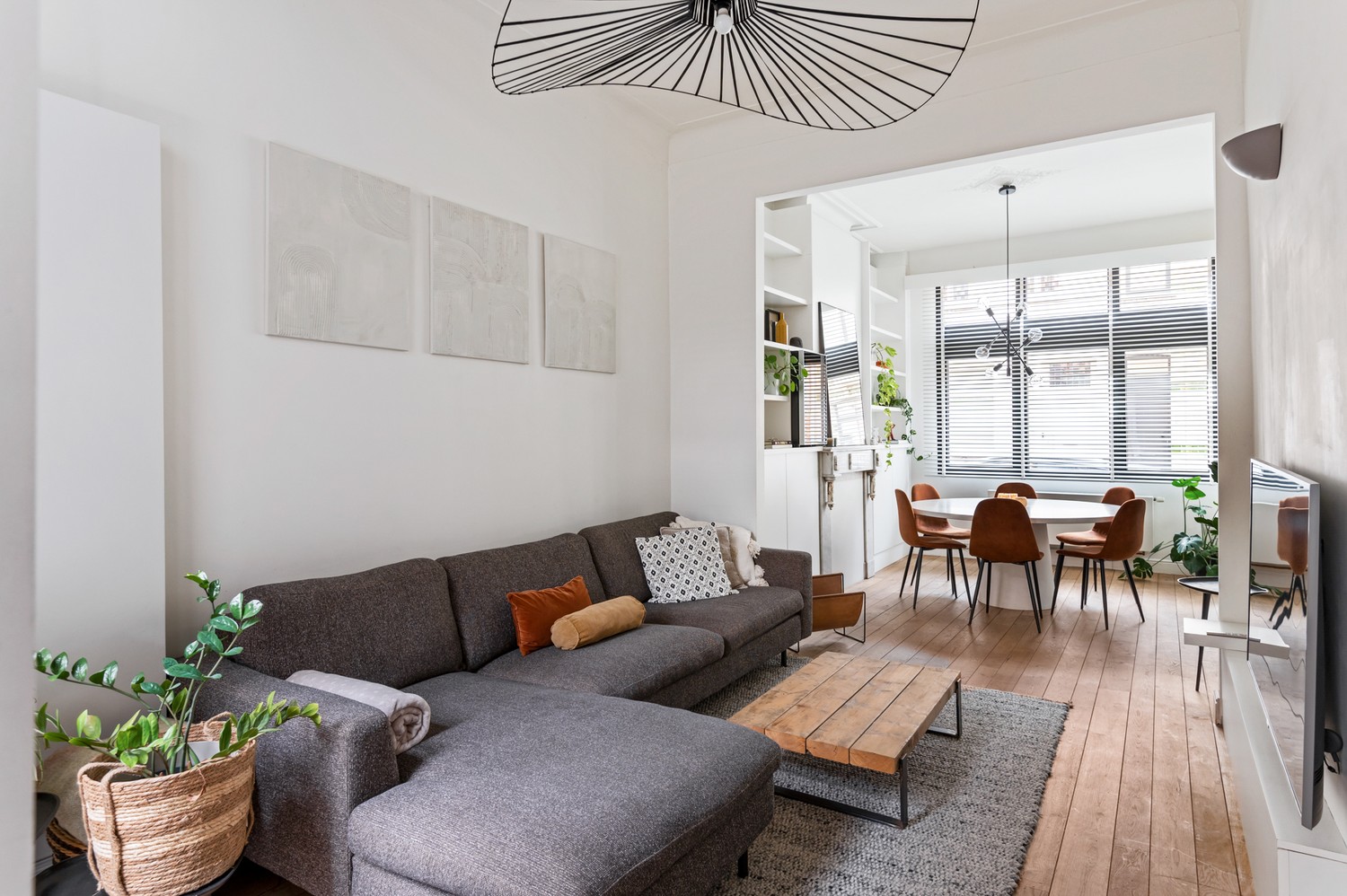 Ruime en instapklare gezinswoning met 4 slaapkamers in Wilrijk - foto 5