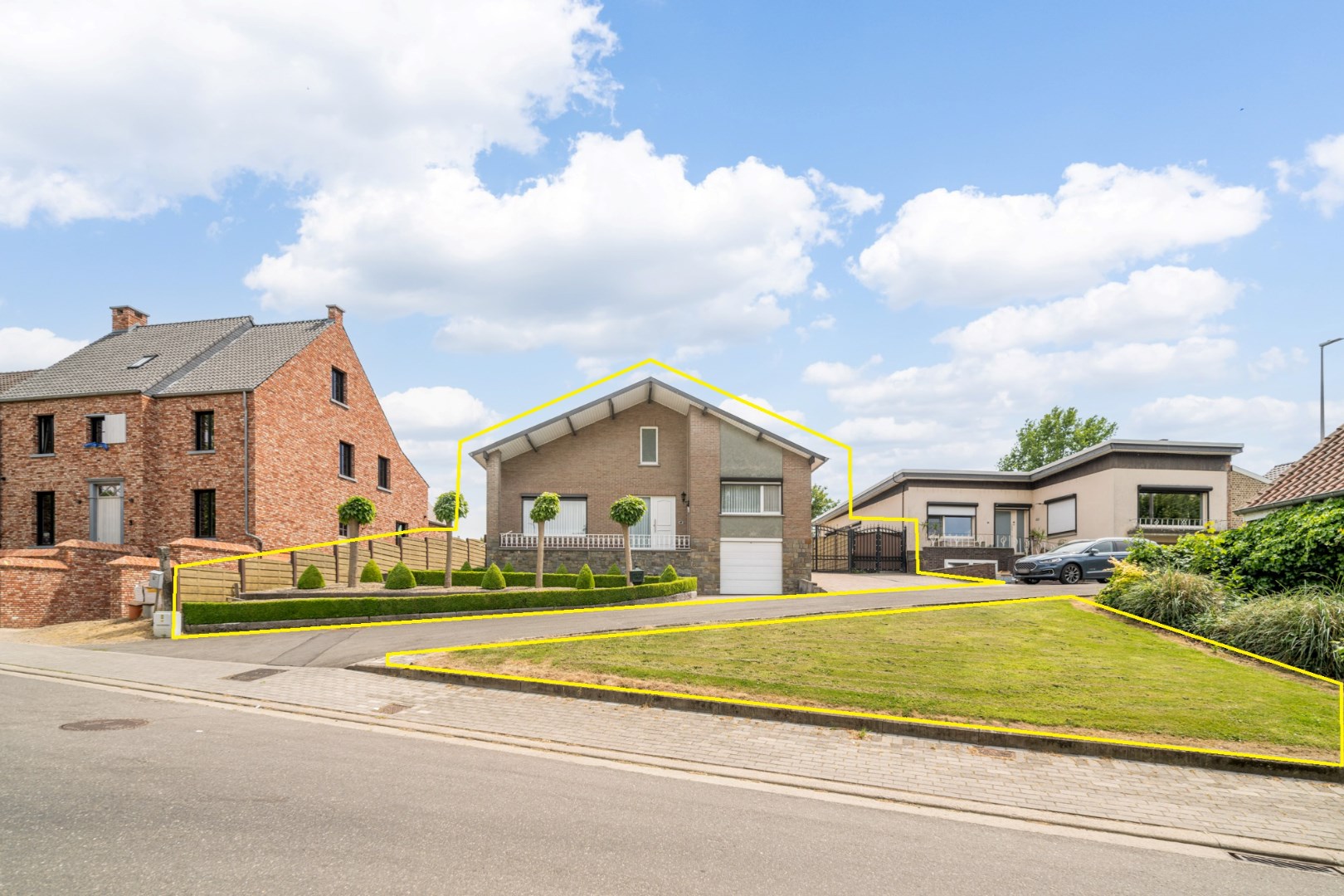 IN OPTIE - Verzorgde vrijstaande woning met mooie tuin op 11a 58ca, op enkele minuutjes van het centrum - foto 3