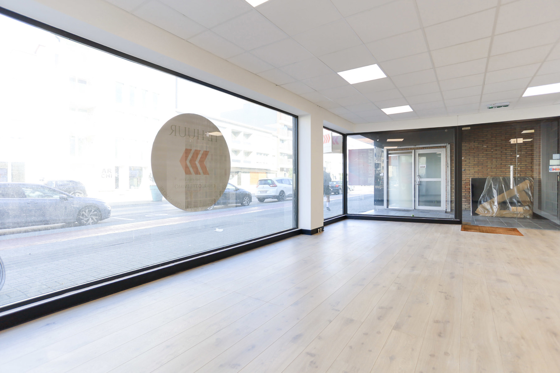 Commerciële ruimte in centrum Beveren - foto 2