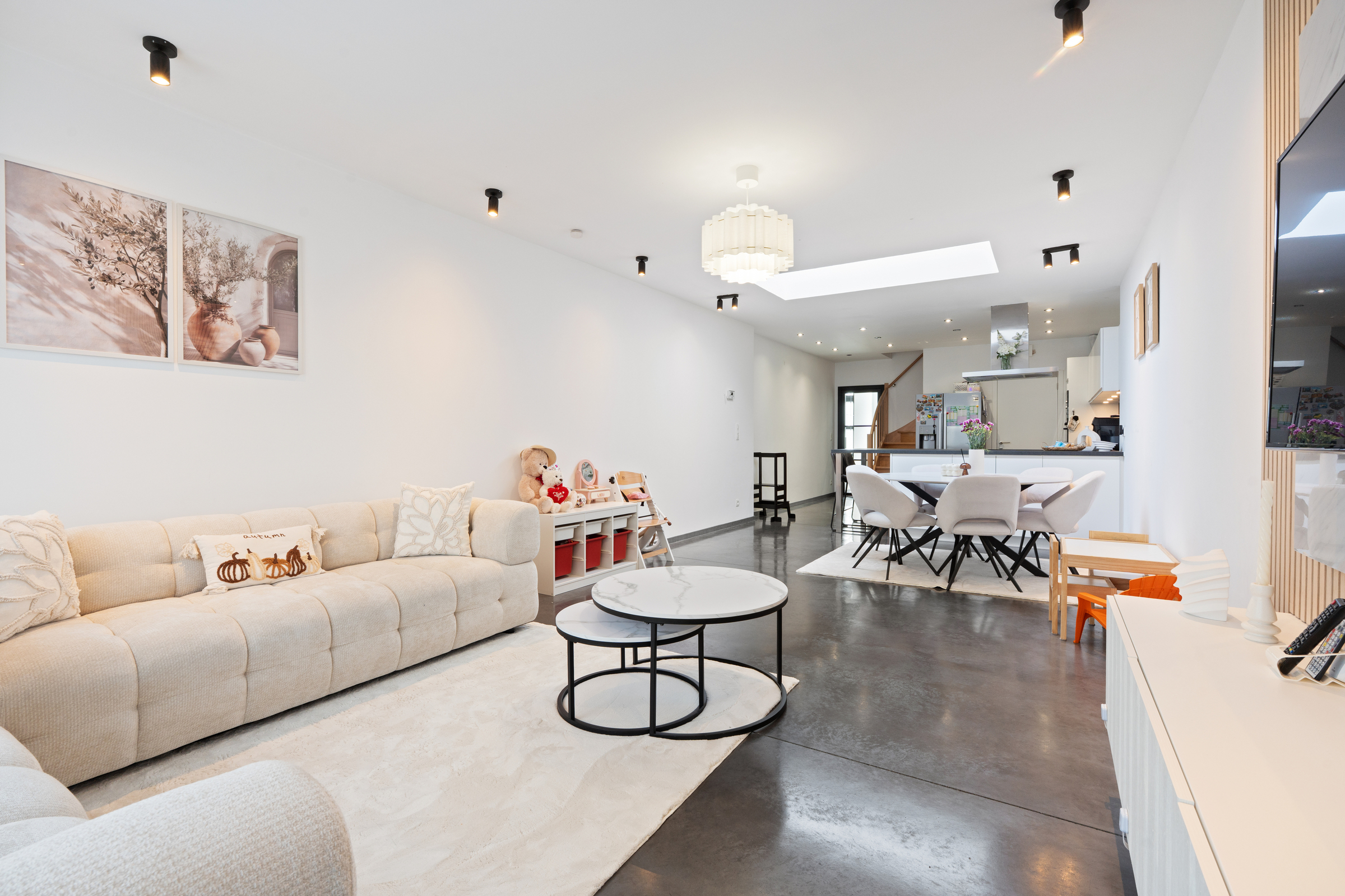 Recent gerenoveerde woning met ruim terras! - foto 2