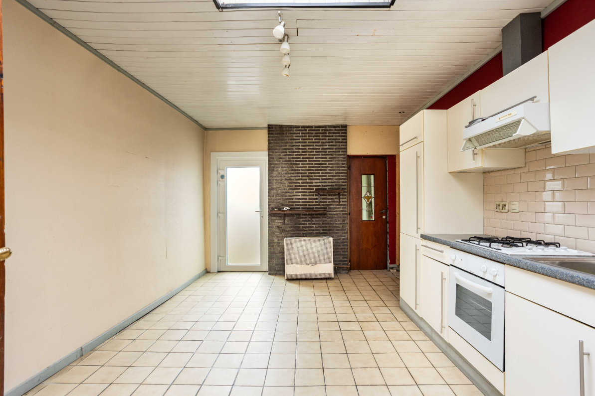 Op te frissen stadswoning nabij centrum Aalst - foto 5