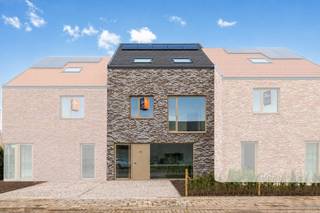 House for sale in Waregem