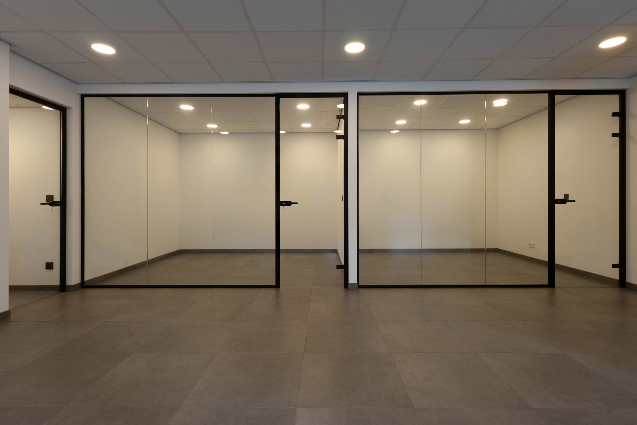 Polyvalente handelsruimte in de Anco torens - foto 5