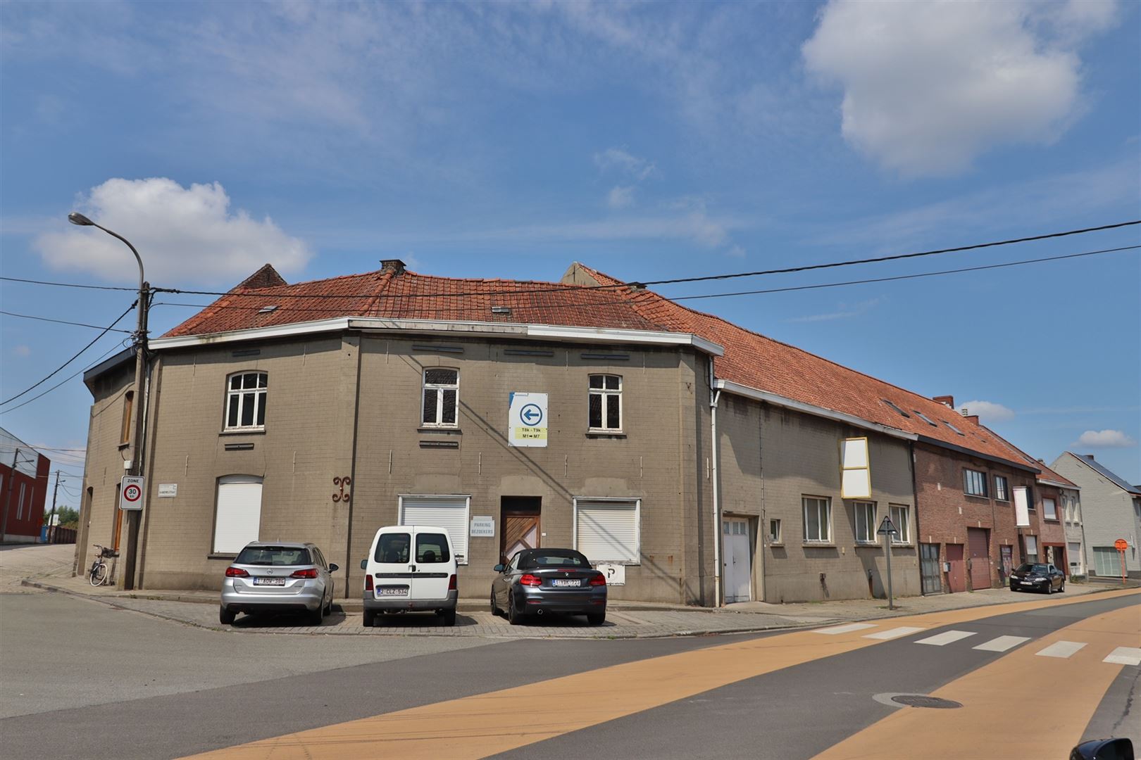 Multifunctioneel gebouw - foto 1