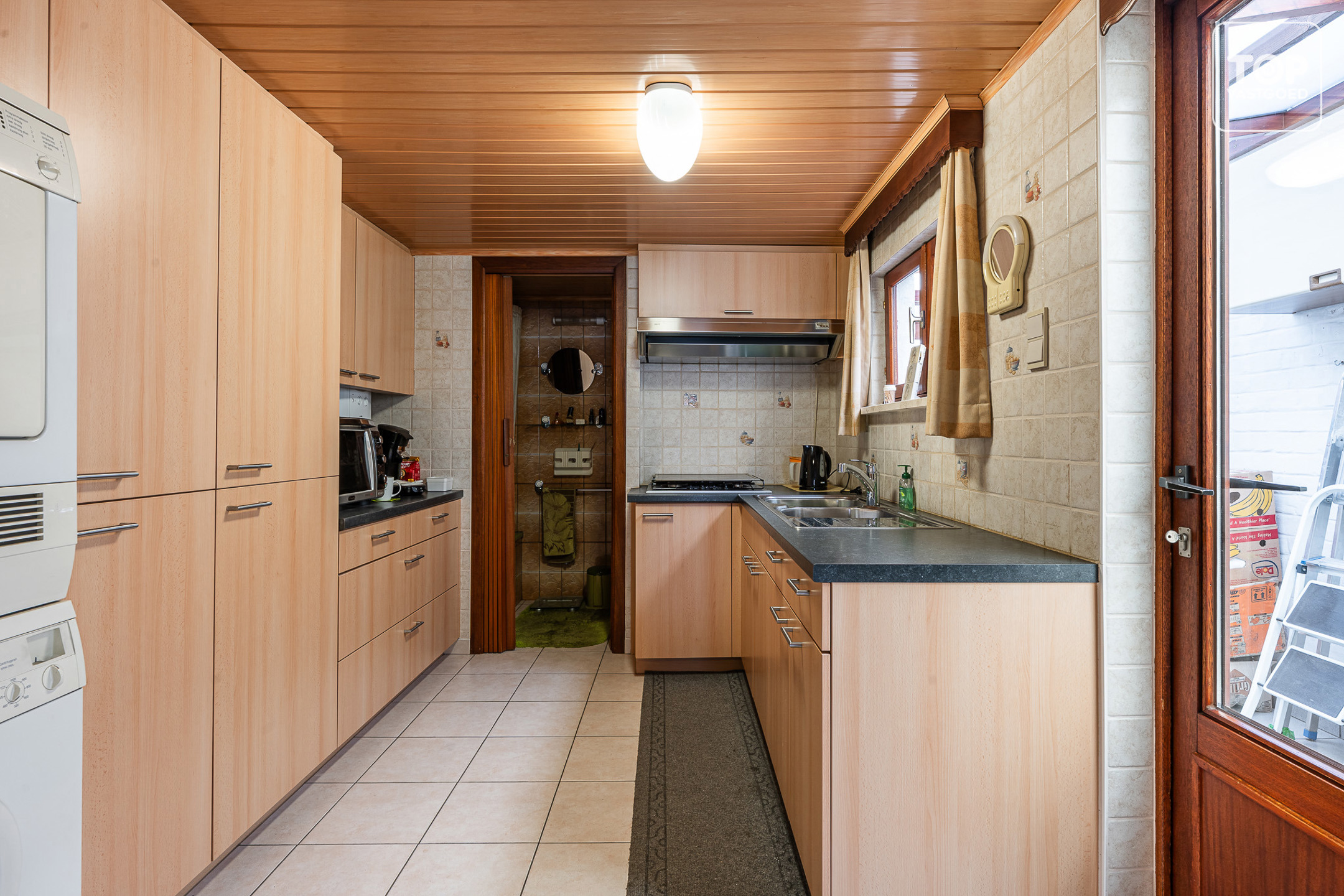 Te renoveren woning met 3 slaapkamers, tuin en grote zolder - foto 4