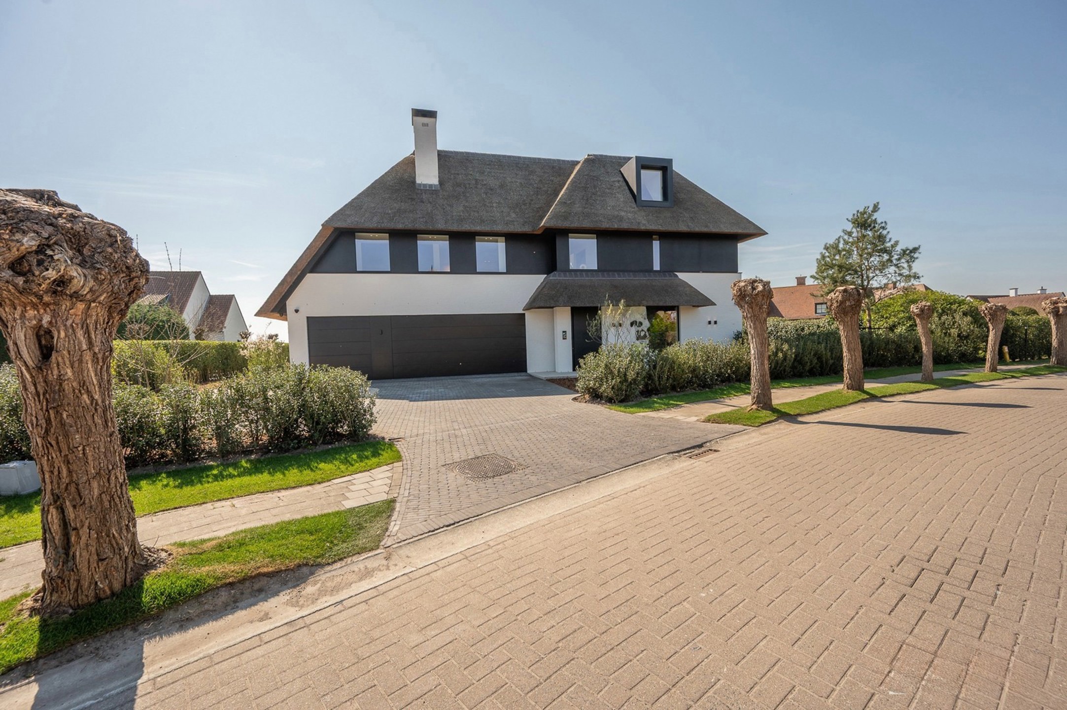 Uitzonderlijke luxueuze nieuwbouwvilla met zwembad in een residentiële buurt te Knokke - foto 5