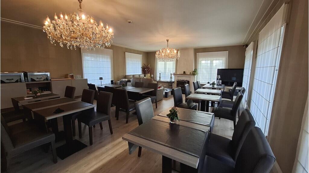 Bed and Breakfast met 8 kamers en Woonst te huur in Wenduine De Haan - foto 3