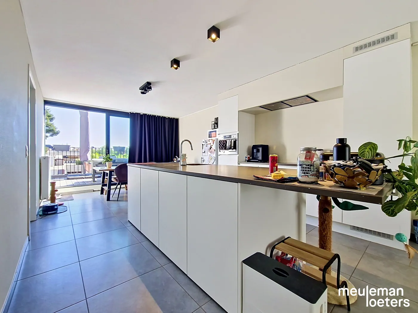 Modern quality apartment with south-facing terrace and parking space - photo 5