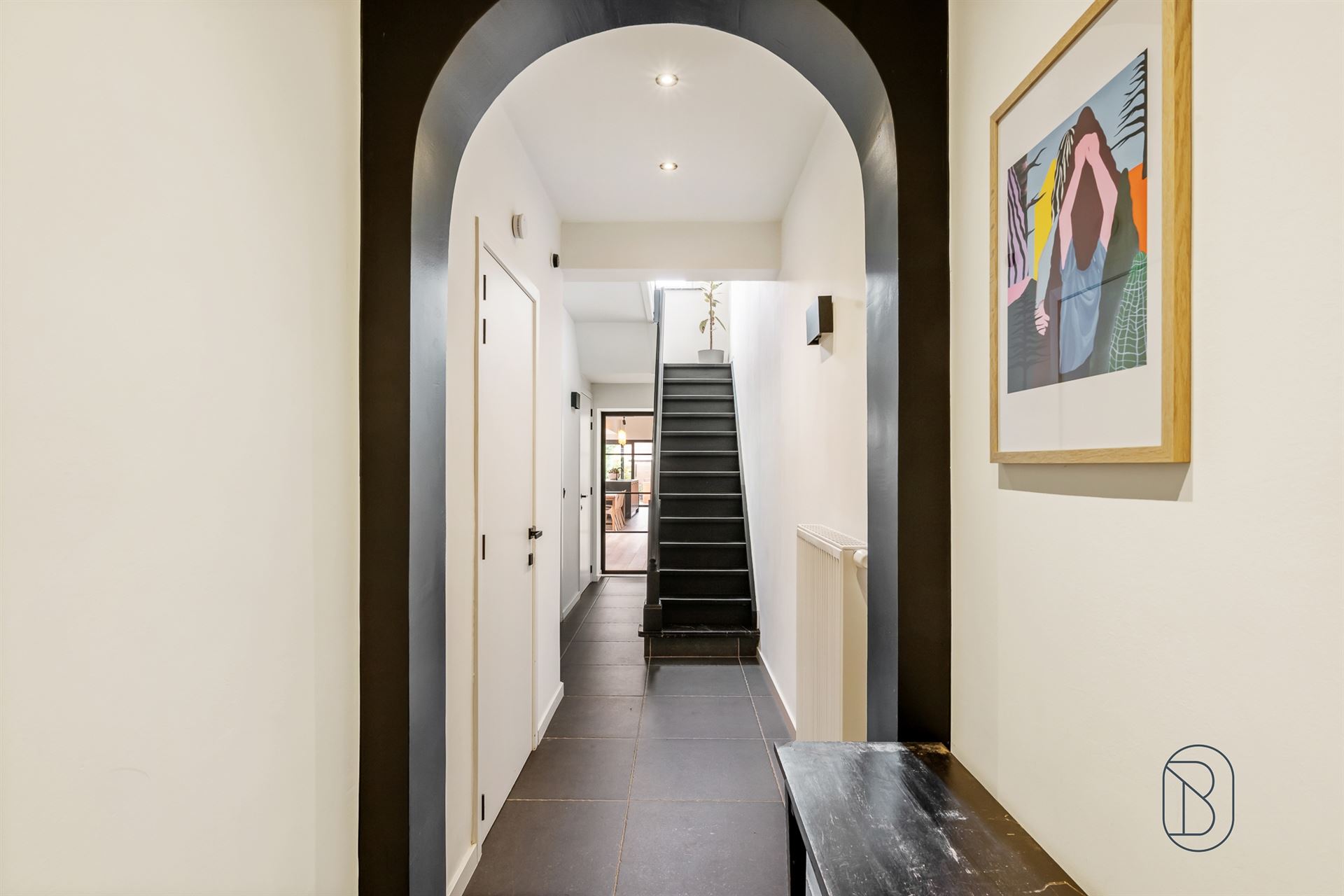 Recent gerenoveerde woning met 3 slk en leuke tuin! - foto 5