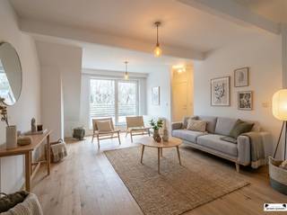 DAKAPPARTEMENT MET ZONNIG TERRAS IN RECENT EN KLEINSCHALIG GEBOUWWij bieden u 2 dakappartementen aan in een degelijk kleinschalig gebouw met slechts...