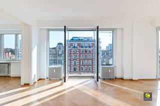 Zeer ruim 2-slaapkamerappartement op de Jan Van RijswijcklaanOp de prachtige en bekende Jan Van Rijswijcklaan bevindt zich op nummer 36 een stijlvol...