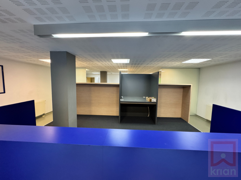 Instapklaar gelijkvloers kantoor (±100m²) te koop in het centrum van Geel! - foto 3