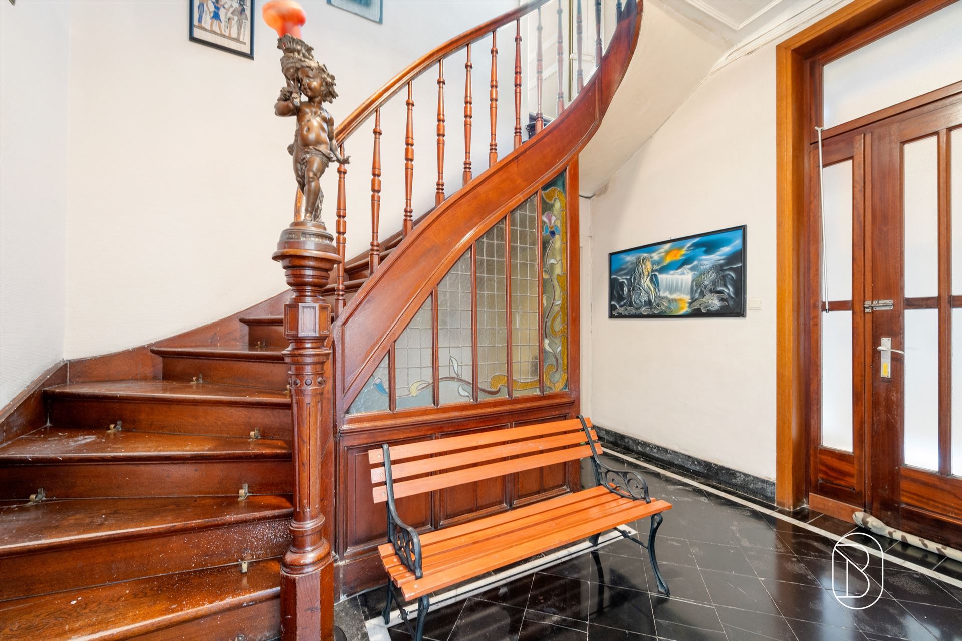Maison de caractère sur 660m2 de terrain - photo 5