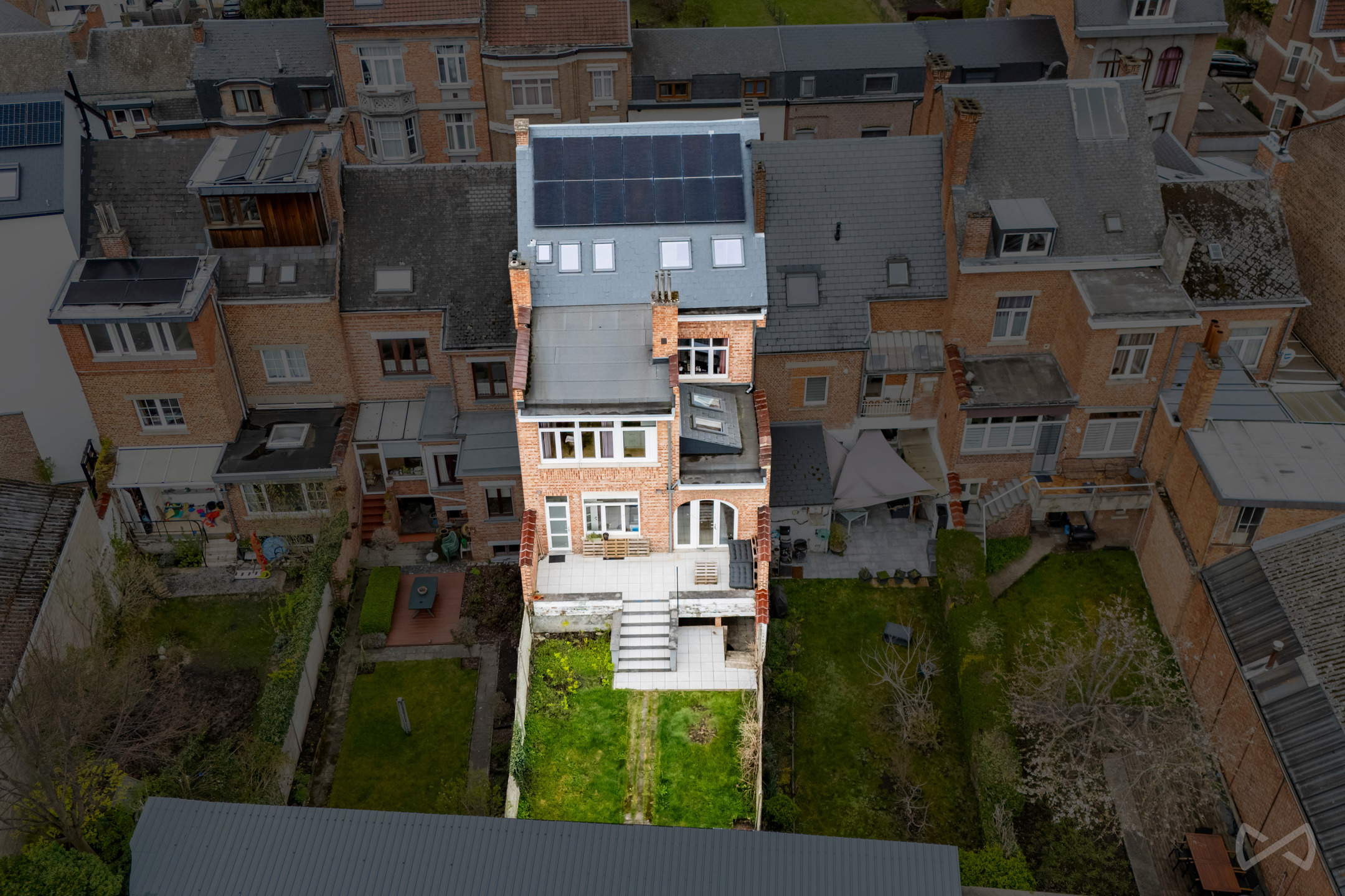 Maison à vendre à Jambes avec 6 chambres - photo 2