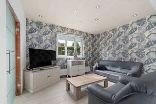 Vous cherchez une maison jumelée avec une superficie habitable impressionnante de 262 m² et un certificat énergétique A ? Ne cherchez plus !...